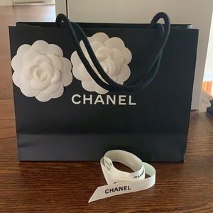 Chanel shopping bag